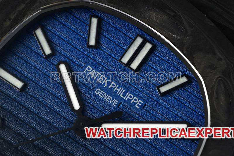 Patek Philippe watch DIW factory Nautilus blue black dial carbon fiber mechanical steel bracelet model 5711front live photo