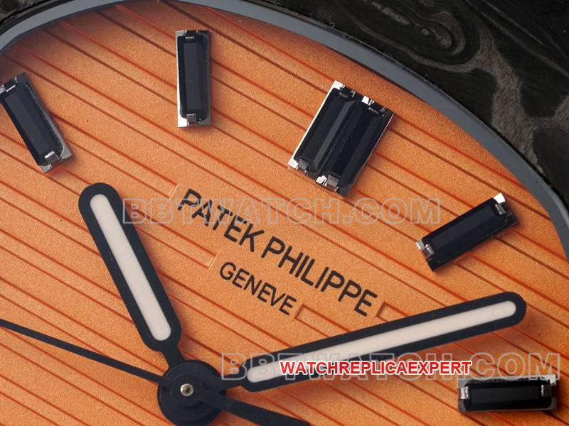 Patek Philippetop-tier watch DIW factory Nautilus orange plate carbon fiber mechanical steel bracelet model 5711front live photo
