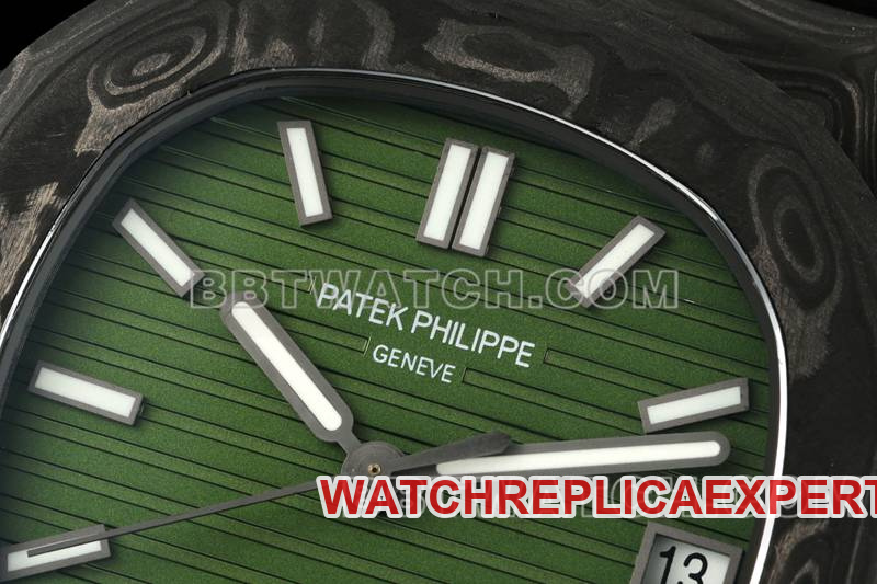 Patek Philippe collectible watch DIW factory Nautilusgreen dial carbon fiber mechanical steel bracelet model 5711front live photo