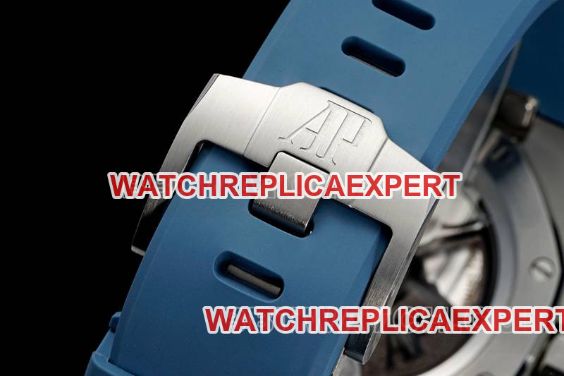 Audemars Piguet Watch APP Factory Royal Oak Offshore Smoked Blue Dial Mechanical Rubber Model 15605braceletlive photos
