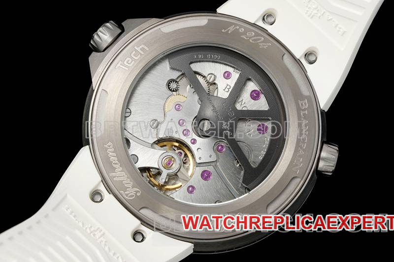 Blancpain collectible watch fifty fathoms black dial titanium mechanical white rubber model caseback live photo