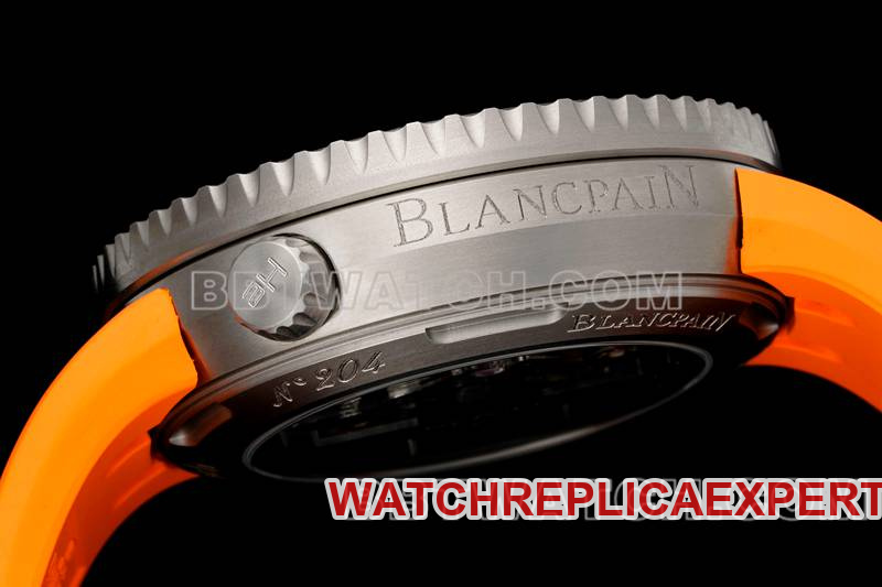 Blancpain collectible watch fifty fathoms black dial titanium mechanical orange rubber model side live photo
