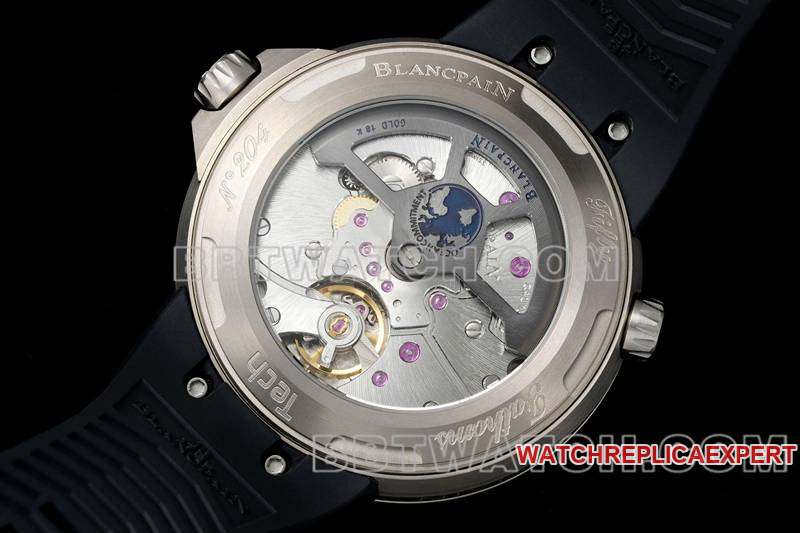 Blancpain1:1replica watch fifty fathoms black dial titanium mechanical black rubber caseback live photo