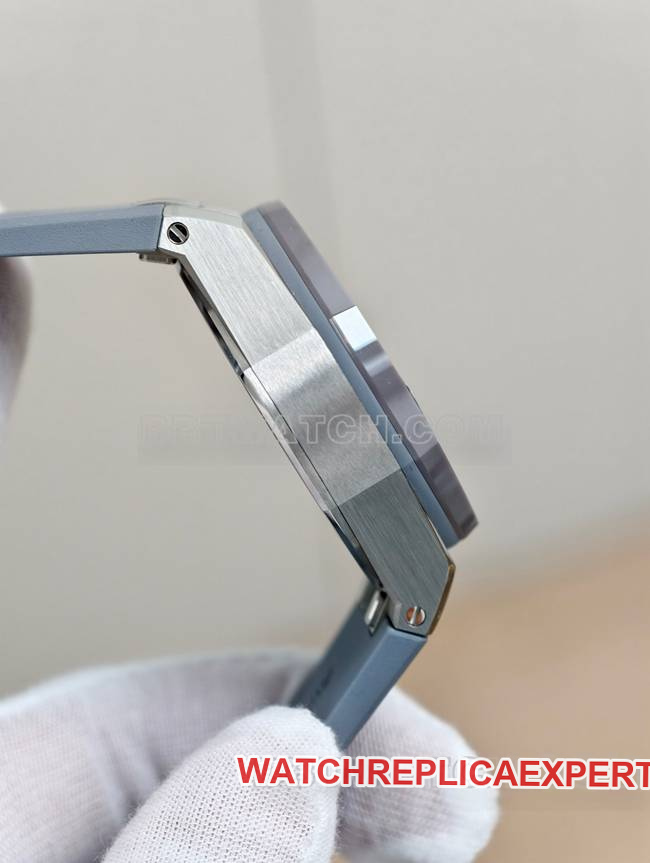 Audemars Piguettop-tier watch APS factory Royal Oak offshore gray plate mechanical rubber model 26420side live photo