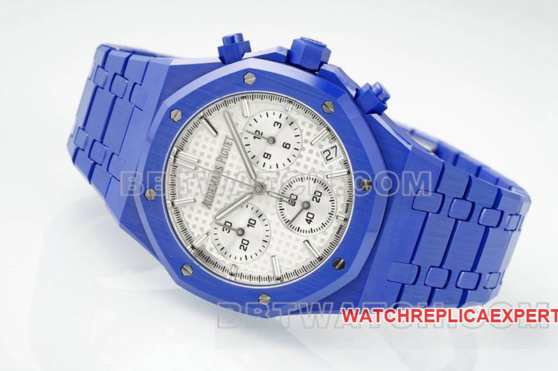 Audemars Piguet collectible watch APS factory Royal Oak silver white dial mechanical blue steel bracelet model 26240front live photo