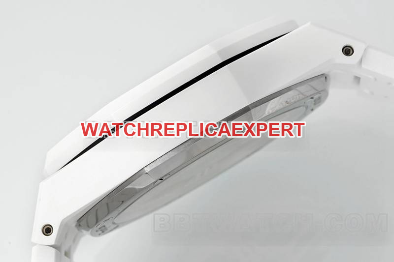 Audemars Piguet1:1replica watch APS factory Royal Oakblack dial mechanical white steel bracelet model 26240side live photo