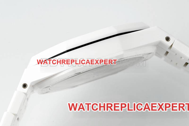 Audemars Piguettop-tier watch APS factory Royal Oak flower pattern dial white ceramicsteel bracelet model 15500side live photo