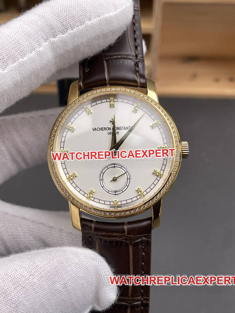 Vacheron Constantintop-tier watch XR factory inherited white dial2824mechanical movementleather strap model 82172front live photo