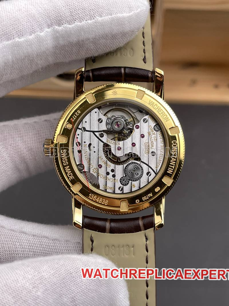 Vacheron Constantintop-tier watch XR factory inherited white dial2824mechanical movementleather strap model 82172caseback live photo