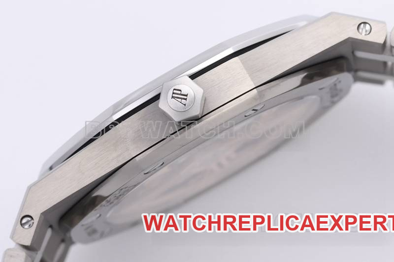 Audemars Piguet1:1replica watch ZF FactoryRoyal Oak smoked burgundy plate mechanical steel bracelet model 16202side live photo