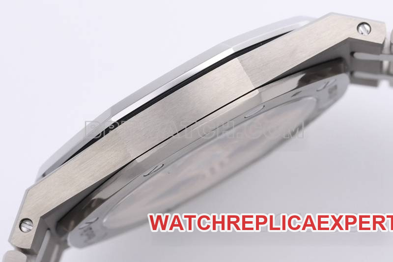 Audemars Piguet1:1replica watch ZF FactoryRoyal Oak smoked burgundy plate mechanical steel bracelet model 16202side live photo
