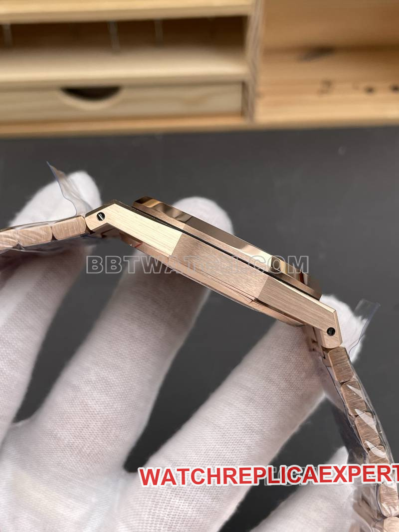 Audemars Piguet watch THB factory Royal Oak rainbow diamond bezel frost gold rose goldsteel bracelet model 15412side live photo