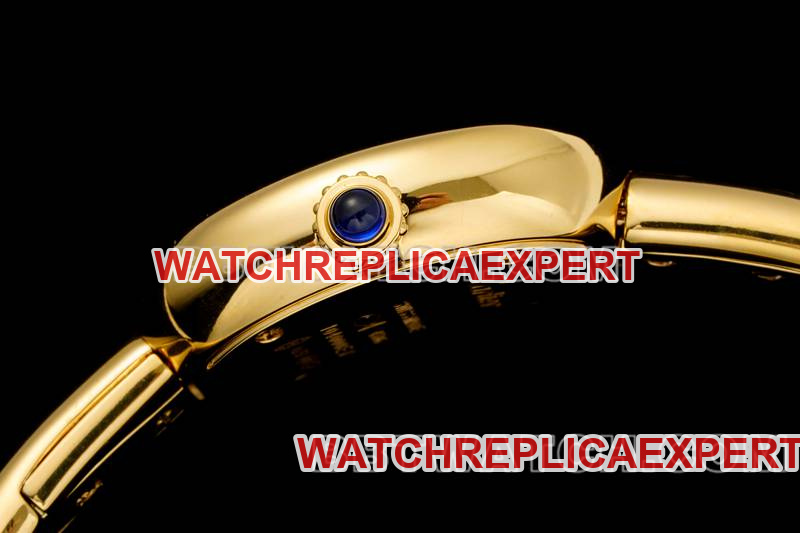Cartier collectible watch BLS factory bathtub 16 size quartz bracelet watch side live photo