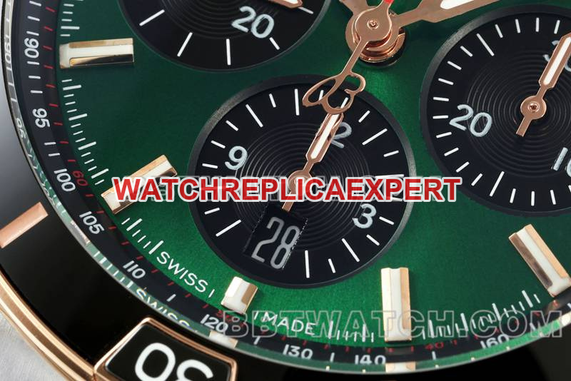 Breitling watch TF factory mechanical chronographgreen dial 44mm gold steel bracelet front live photo