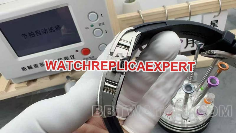 Richard Mille Watch Skeleton Disk Mechanical Rubber RM 67-01 Side view