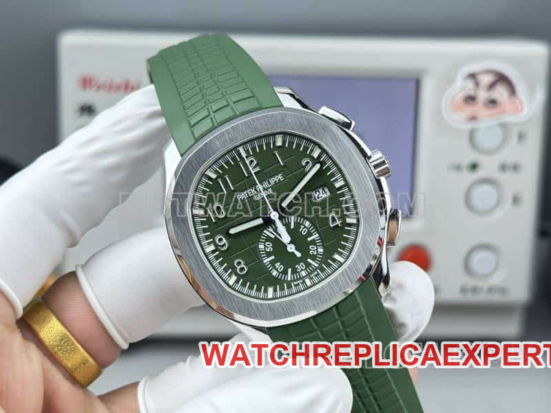collectible watch Patek PhilippeP1 factory grenade green dial mechanical green rubber model 5968front live photo