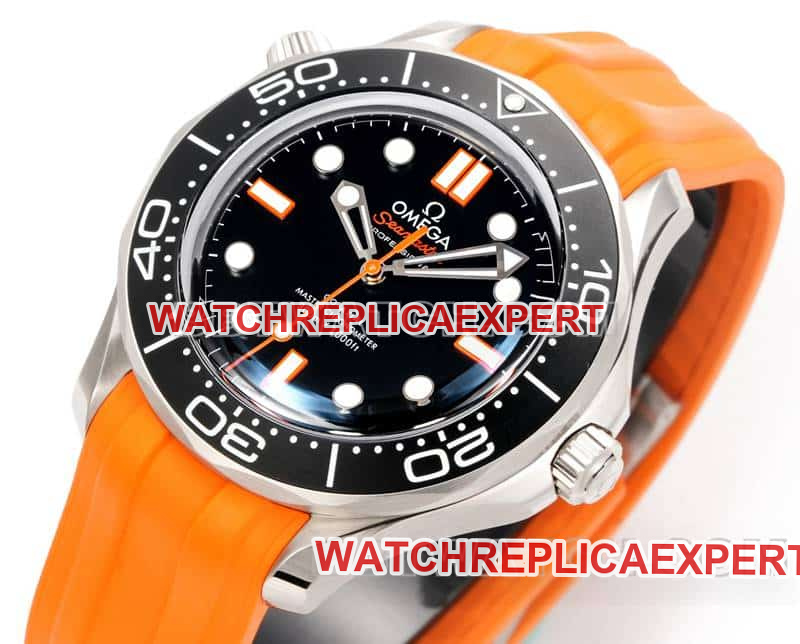 Omega collectible watch OR factory Seamaster 300m black dial mechanical orange rubber model front live photo