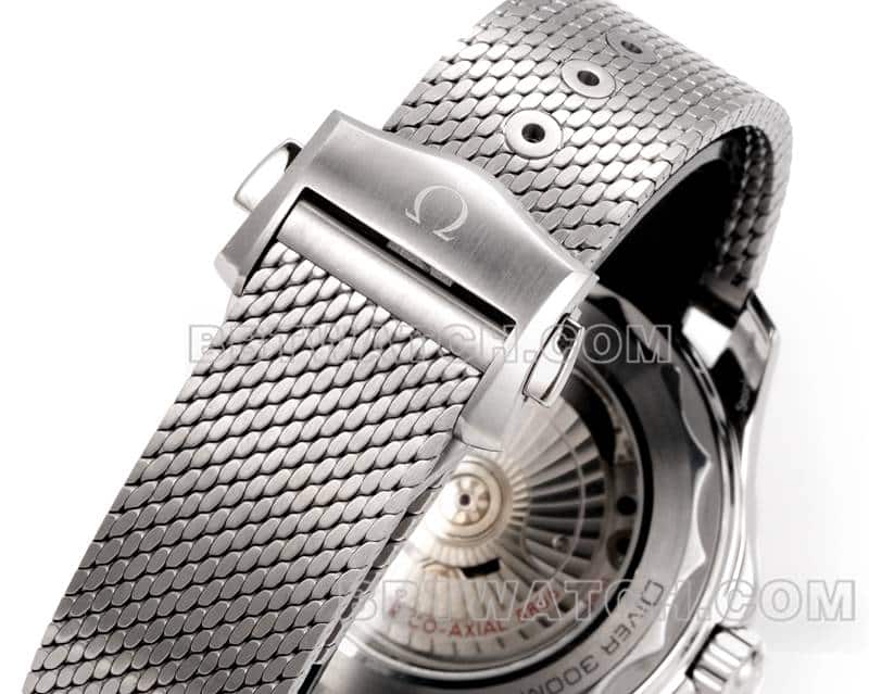 Omega1:1replica watch OR factory Seamaster 300m black dial mechanical steel bracelet bracelet live photos
