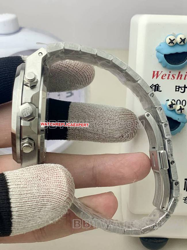 Watch Royal OakBLS Factory Audemars Piguet Purple Disc Mechanical 26420front live photo