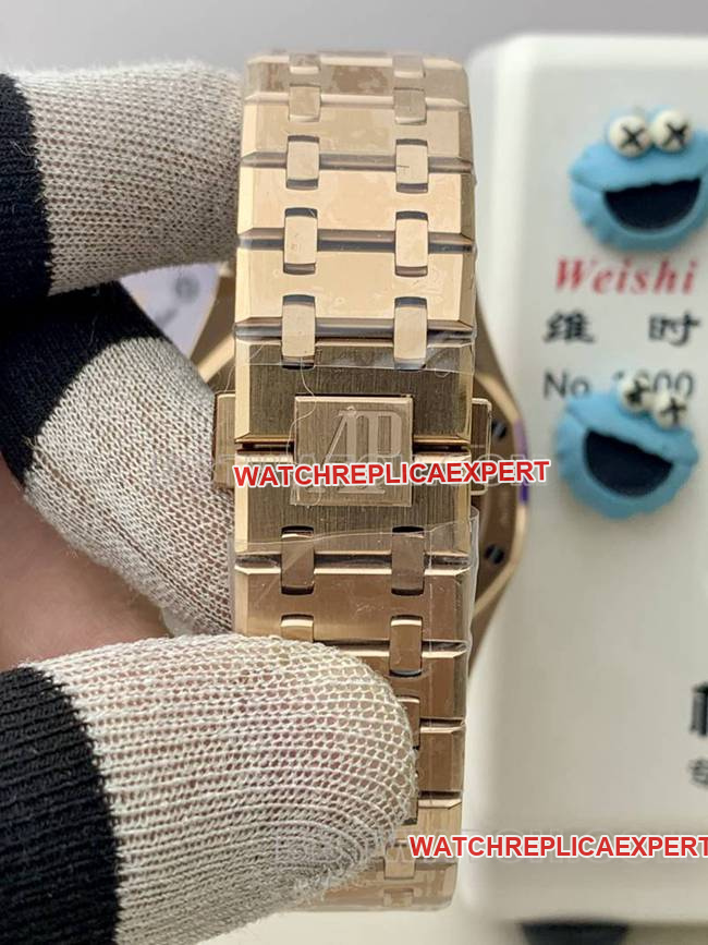 collectible watch Audemars PiguetBLS factory Royal Oakrose goldblue dial mechanical 26420front live photo