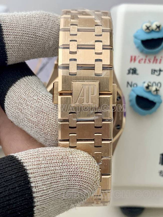 watch Audemars PiguetBLS factory Royal Oakrose goldsilver dial mechanical 26420front live photo