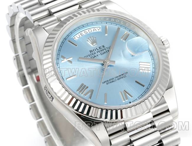 1:1replica watch PPM factory RolexDay-Date mechanical ice blue dial Roman numerals front live photo