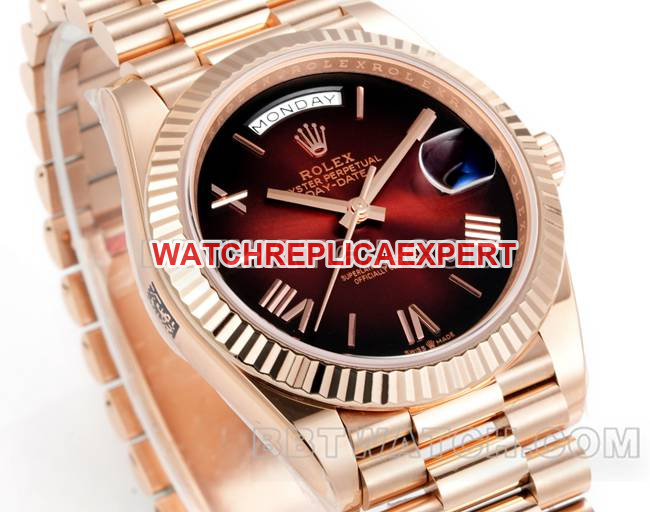 top-tier watch Rolexrose goldPPM factory Day-Date mechanical gradient brown dial Roman numerals front live photo