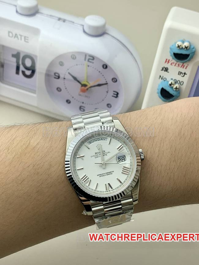 collectible watch PPM factory white dial Roman numeral RolexDay-Date mechanical front live photo