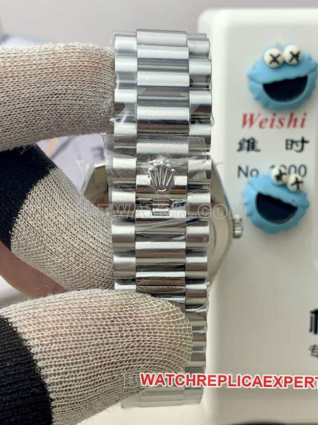 collectible watch PPM factory blue black dial Roman numerals Rolex Day-Date mechanical braceletlive photos