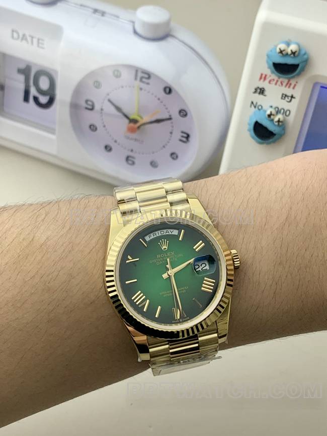 1:1replica watch PPM factory gradient green dial Roman numerals RolexDay-Dateyellow gold mechanical front live photo