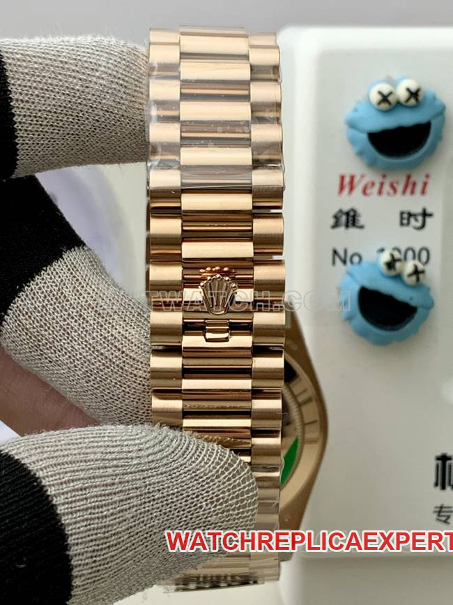 collectible watch PPM factory white dial Roman numeral RolexDay-Daterose gold mechanical braceletlive photos