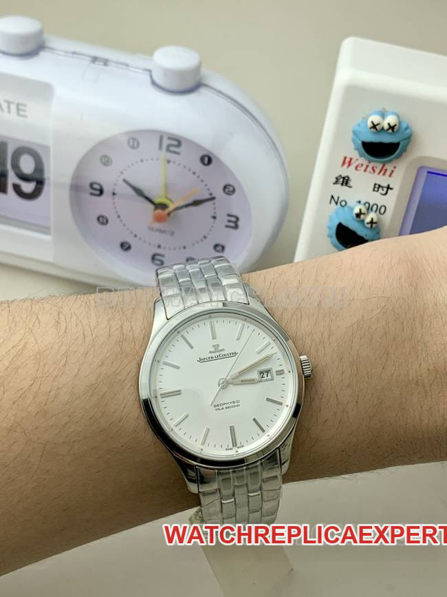 collectible watch Jaeger-LeCoultreV9 Factory master silver dial899 mechanical steel bracelet front live photo