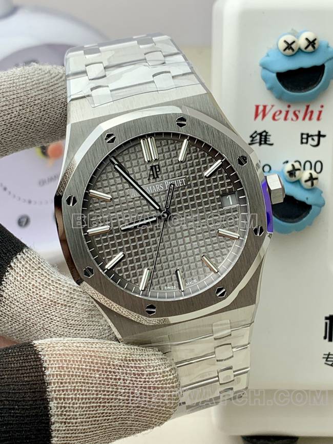 1:1replica watch VS FactoryAudemars PiguetRoyal Oak gray plate 4302 mechanical 15500front live photo