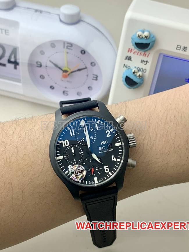 collectible watch IWCAPS factory pilot black dialchronograph black ceramic mechanical front live photo
