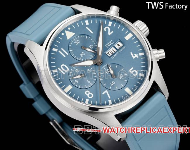 collectible watch pilot TWS factory IWC light blue dial rubber model front live photo