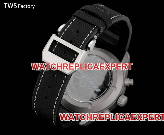 watch pilot TWS factory IWC black dial carbon fiber 43mmbraceletlive photos
