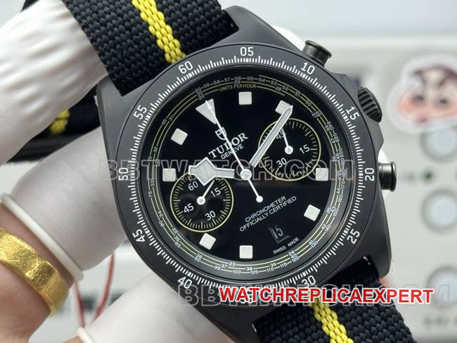 watch submersible V+ factory Tudor yellow 7750 mechanical front live photo