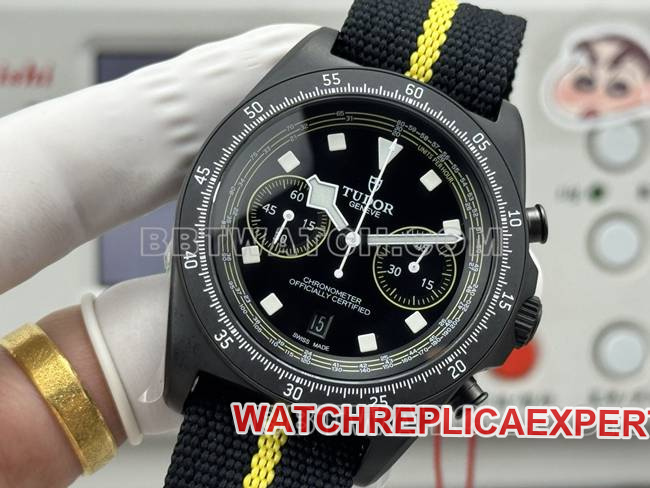 watch submersible V+ factory Tudor yellow 7750 mechanical front live photo