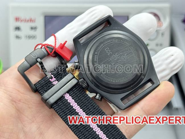 collectible watch submersible V+ factory Tudor purple 7750 mechanical caseback live photo