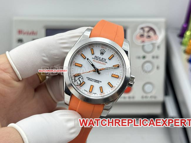 watch magnetic type VS FactoryRolexwhite dial orange rubber model front live photo