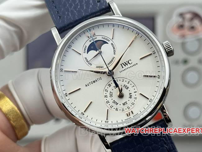 collectible watches Portofino GR factory Universal white disk blue belt models front real picture