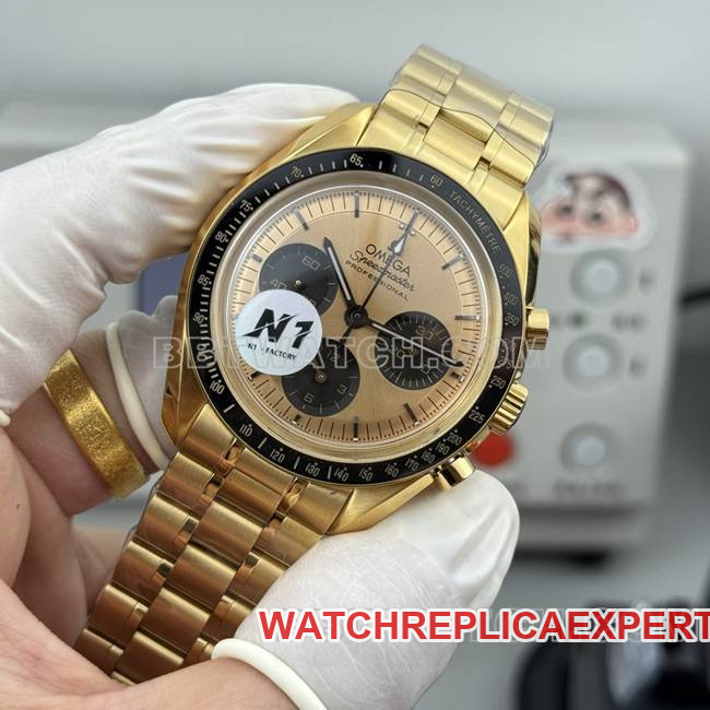 collectible watch Speedmaster N1 factory Omega gold plate yellow goldsteel bracelet model front live photo