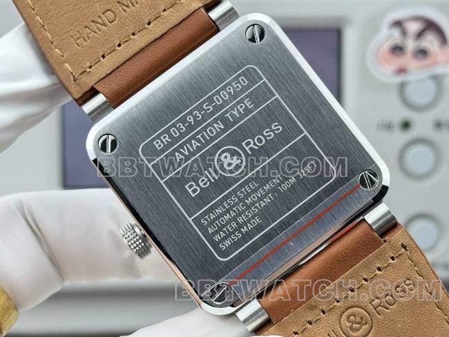 1:1replica watch Bell & Ross white dial 42mm dual time zone leather strap caseback live photo
