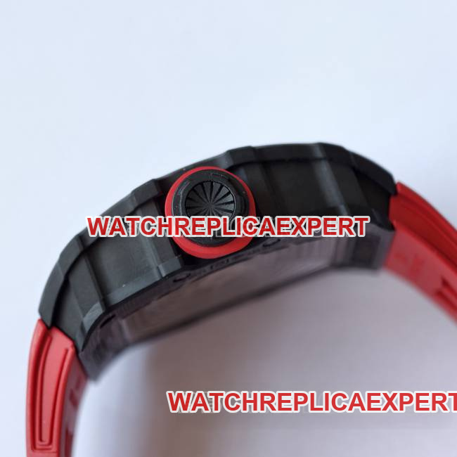 top-tier watch RM35-02 UMI factory Richard Mille black shell red strap side live photo