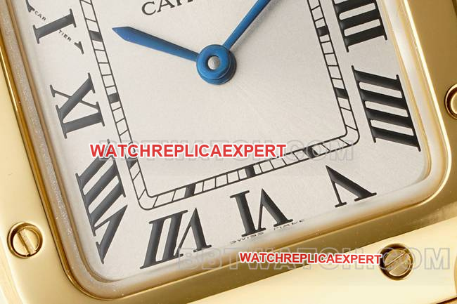 top-tier watch Cartiersilver dial Santos quartz movementyellow goldbraceletfront live photo