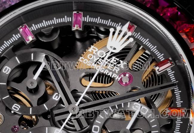 collectible watch TWF factory RolexDaytona carbon fiber modified custom rainbow diamond bezelfront live photo