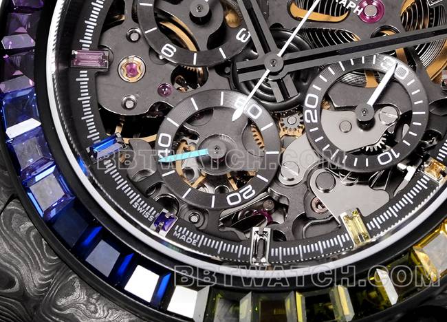 collectible watch TWF factory RolexDaytona carbon fiber modified custom rainbow diamond bezelfront live photo
