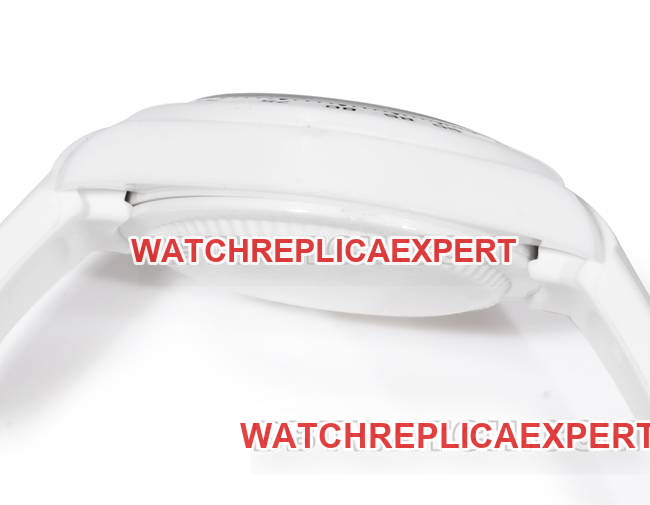 collectible watches TW Factory Daytona Rolex White Case White Rubber Strap Side Actual Pictures