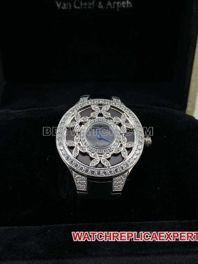 watch Graf VCA factory sapphire crystaldiamond33mmquartz movementfront live photo