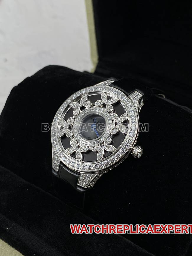 watch Graf VCA factory sapphire crystaldiamond33mmquartz movementfront live photo